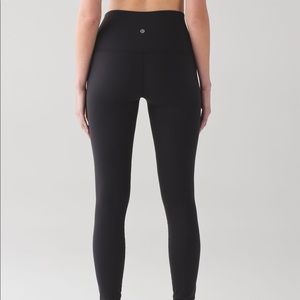Lululemon Black Wunder Under Leggings Size 4